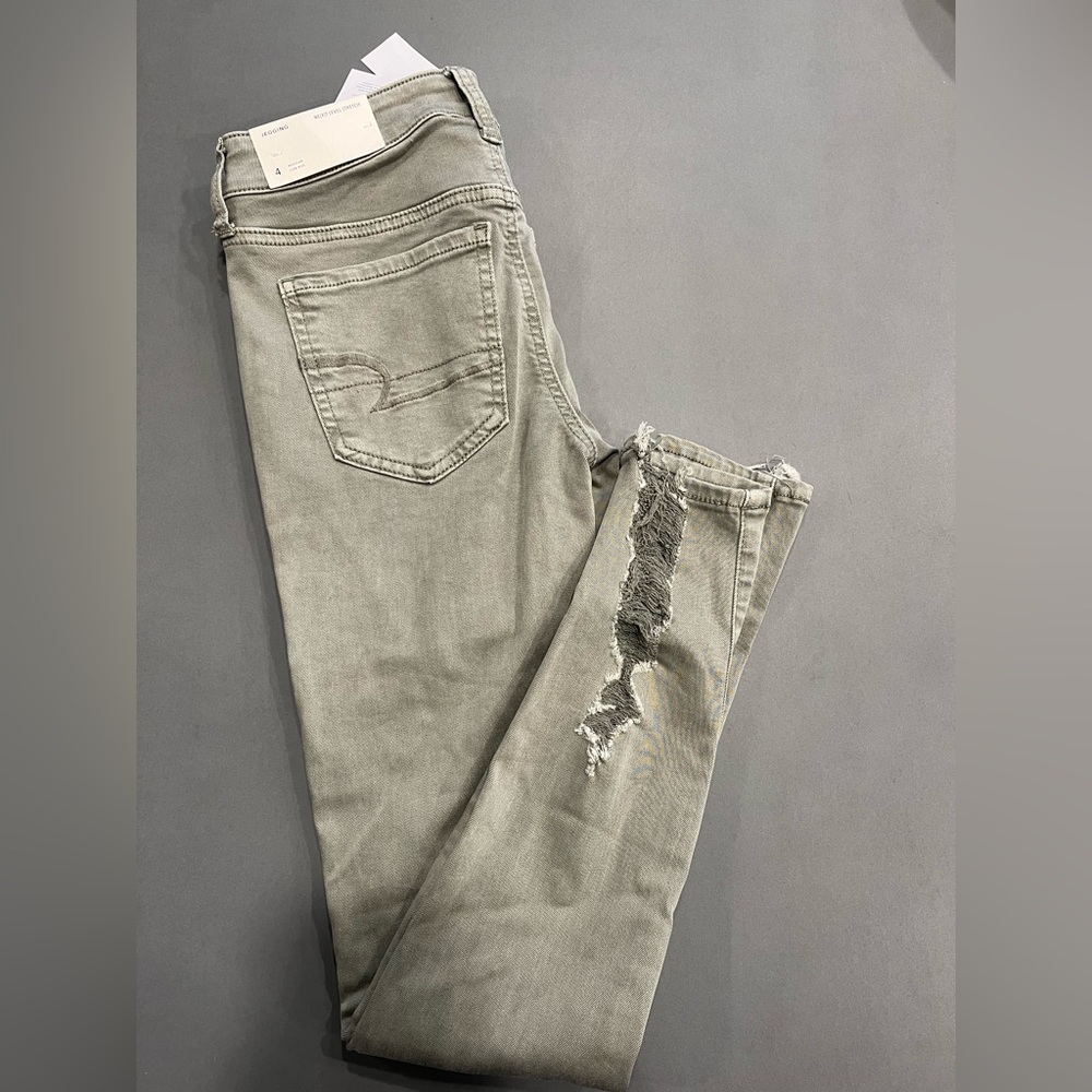American Eagle next level stretch jeans